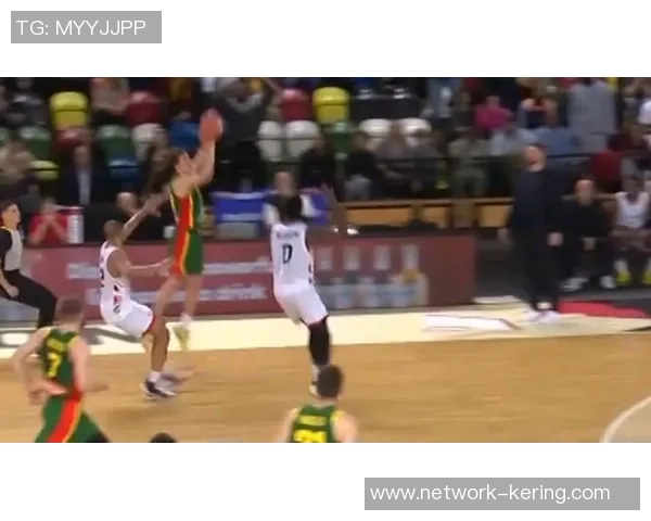 中国男篮对阵立陶宛精彩比赛视频回顾与分析