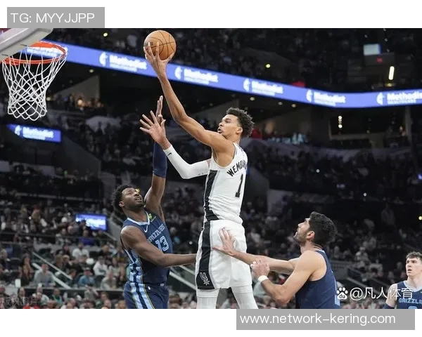 微博热议马刺对阵灰熊的精彩对决球迷期待再创经典时刻